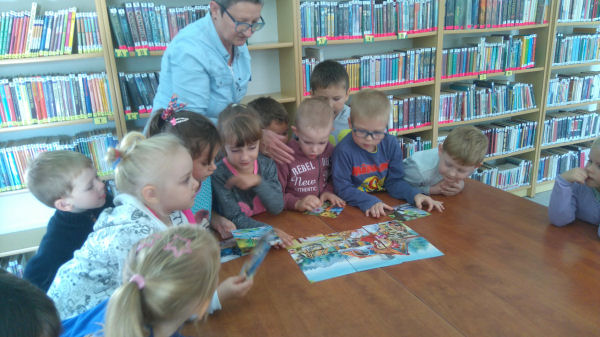 Grupa ,,Krasnale” w Bibliotece Miejskiej w Jaworze